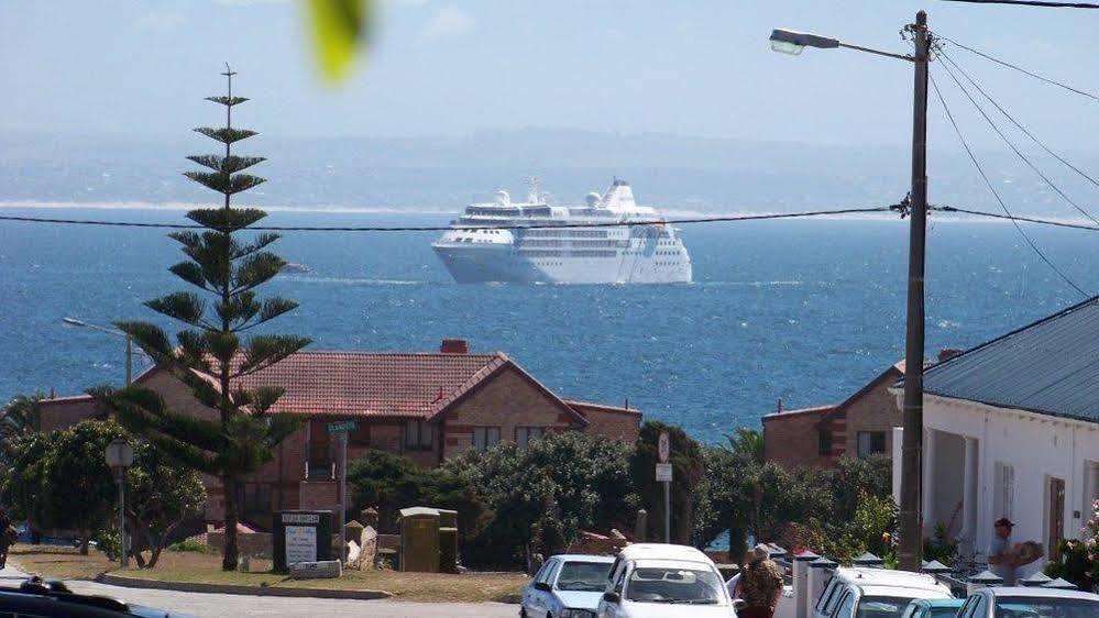 Hostel Shark Shack Backpackers Mossel Bay Zewnętrze zdjęcie