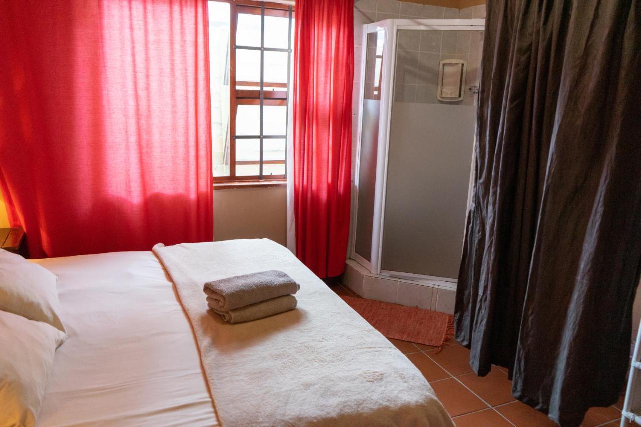 Hostel Shark Shack Backpackers Mossel Bay Zewnętrze zdjęcie